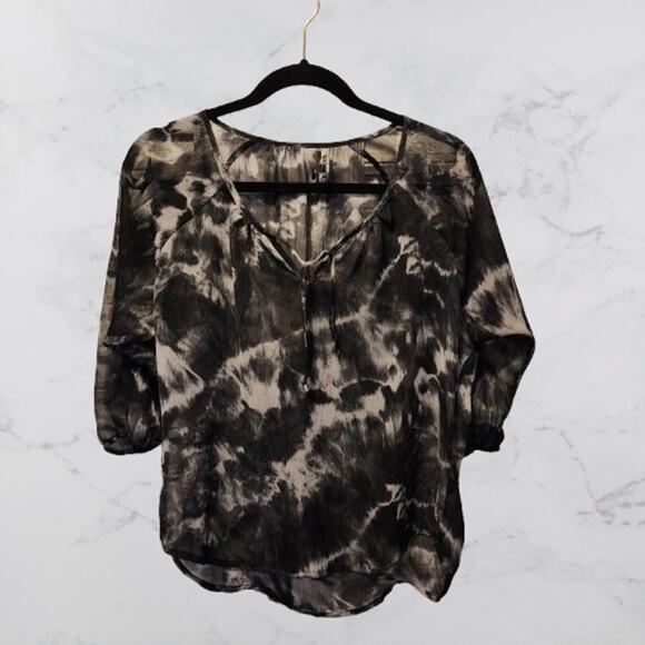 Express Gray White Sheer Top Extra Small - Picture 1 of 4